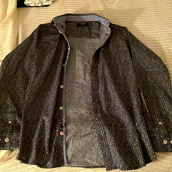 Designer dress shirt for men that like looking good for looking good. - Picture 1 of 1